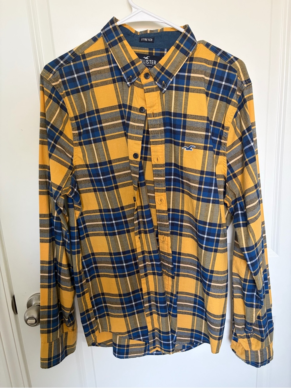 Hollister Men's Yellow and Blue Plaid Button-Down Shirt